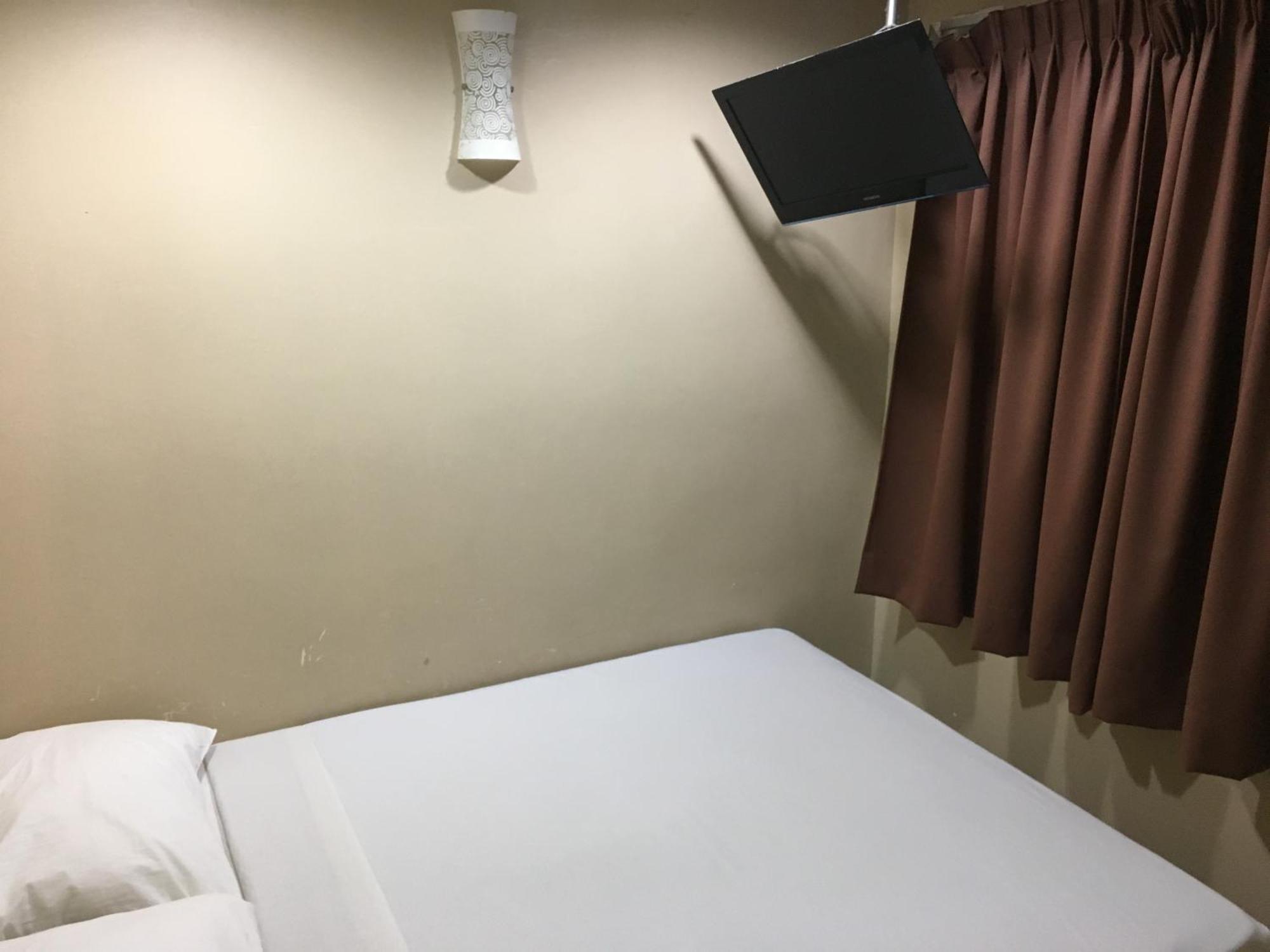 YK Homestay Kuantan Luaran gambar
